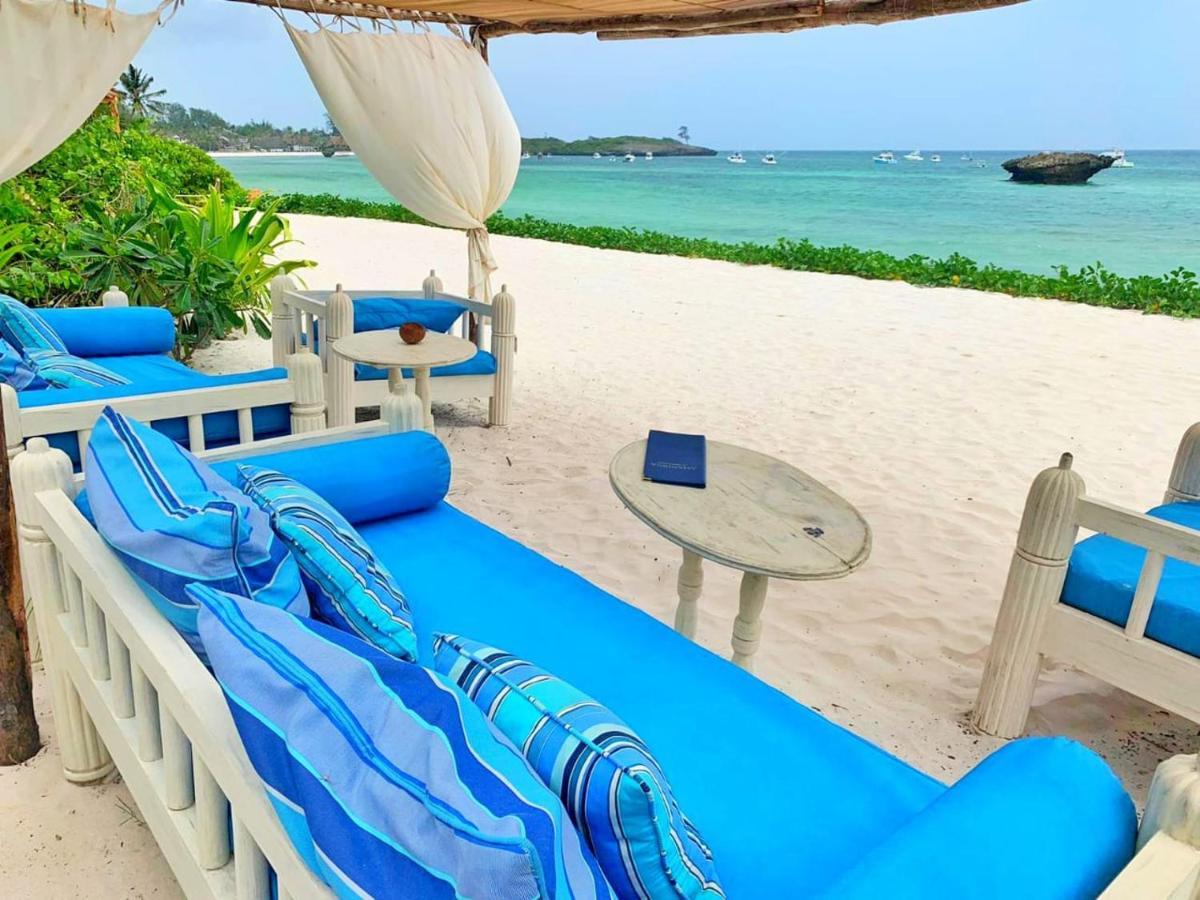 ホテル Medina Palms ワタム エクステリア 写真